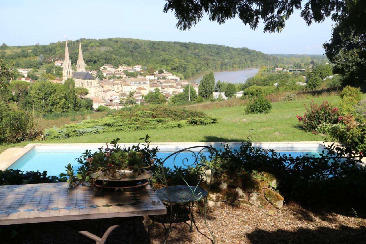 Les 4 Elements St Emilion Bed and Breakfast Branne  Buitenkant foto