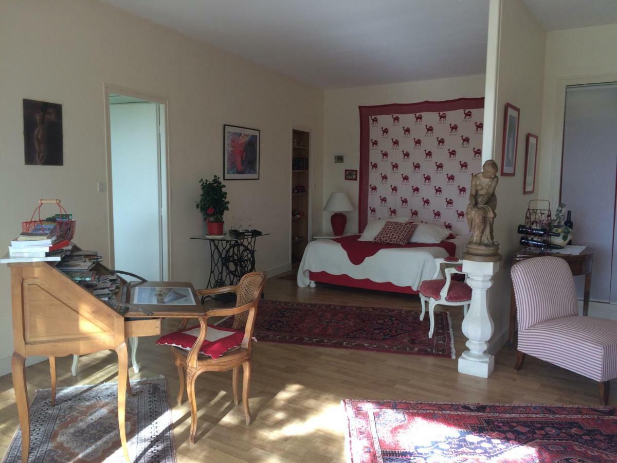 Les 4 Elements St Emilion Bed and Breakfast Branne  Buitenkant foto