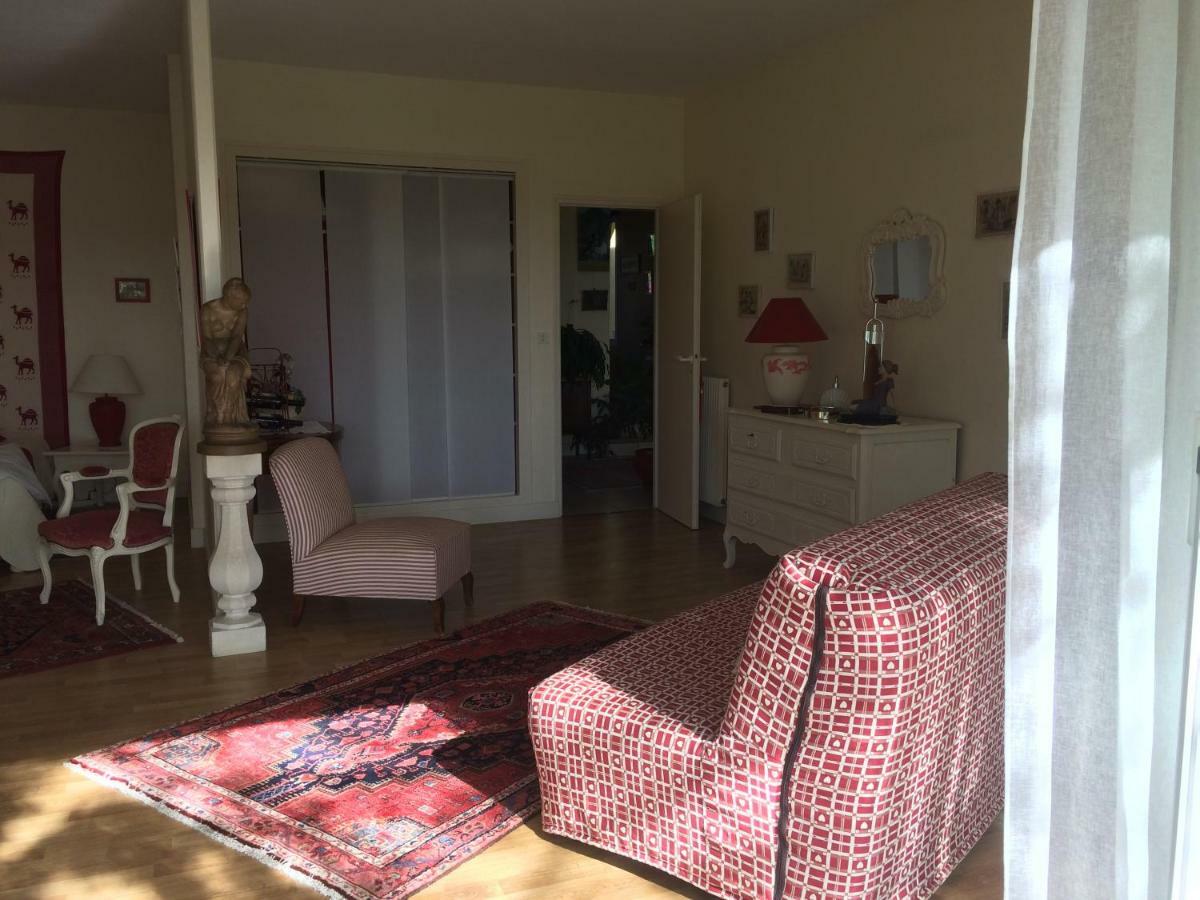 Les 4 Elements St Emilion Bed and Breakfast Branne  Buitenkant foto