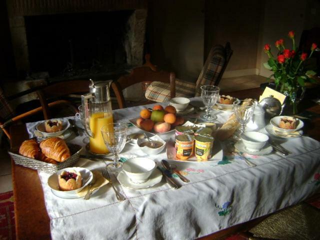 Les 4 Elements St Emilion Bed and Breakfast Branne  Buitenkant foto